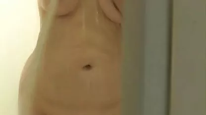 Maya double penetrasi dan ejakulasi di tante toge video muka