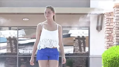 Miriam Giovanelli - bokep tante toge cantik G
