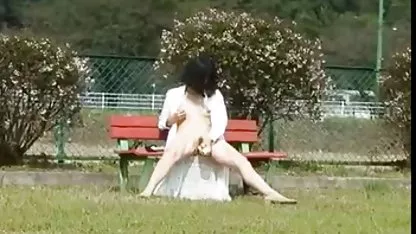 Indah Britney tante toge buka baju anal menyenangkan!