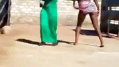 Kecokelatan pantat besar video tante toge sange Island girl Dina